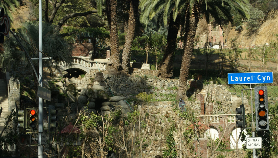 Ruins of the Harry Houdini house