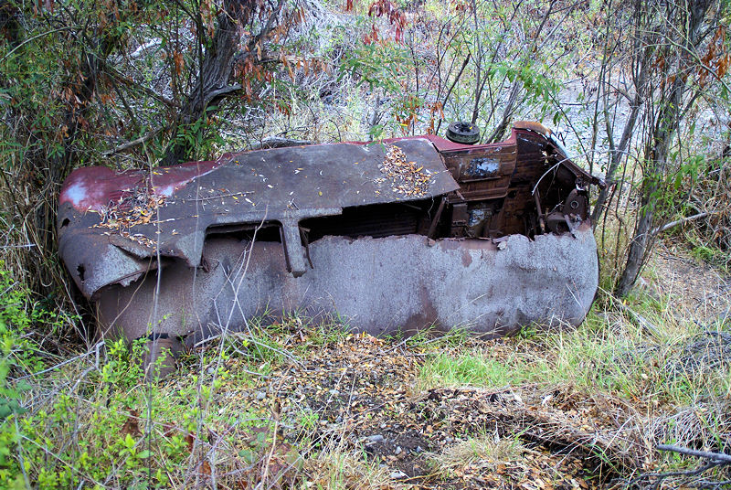 A Mansonesque artifact on the floor of Rustic Canyon