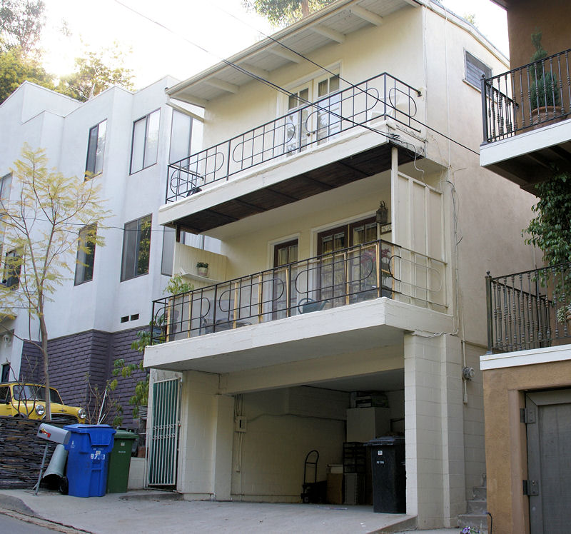 The death house at 8763 Wonderland Avenue, as it looks today